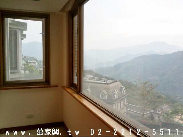 石上清泉★大四房景觀別墅★萬家興康橋小學-萬家興不動產-青山鎮大台北華城康橋學區別墅豪宅專賣 石上清泉★大四房景觀別墅★萬家興康橋小學 物件照片06