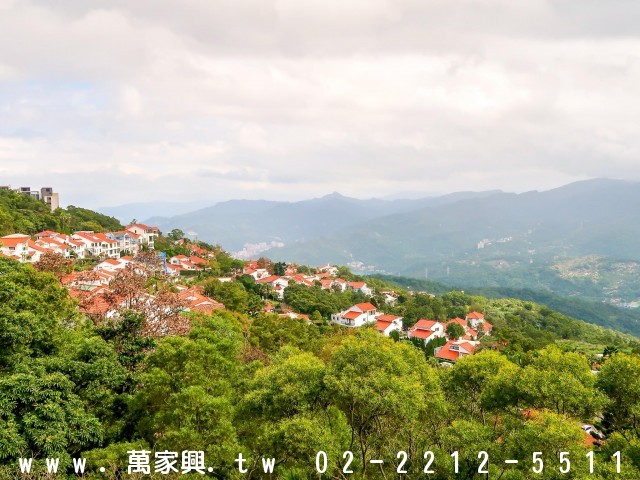 大台北華城★白金漢宮★萬家興康橋學區-萬家興不動產-青山鎮大台北華城康橋學區別墅豪宅專賣 大台北華城★白金漢宮★萬家興康橋學區 物件照片01